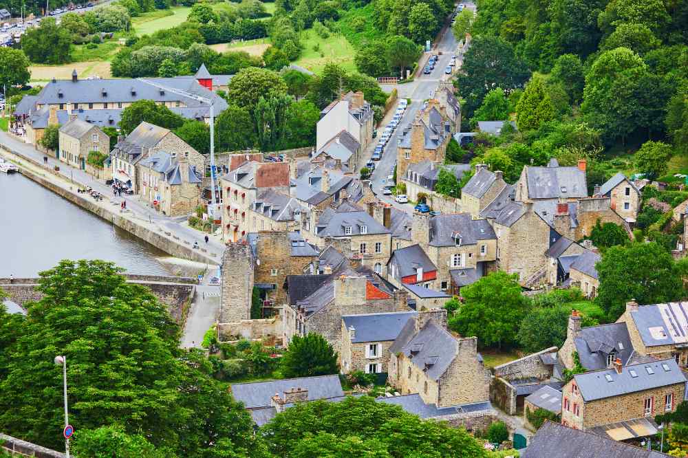 Dinan